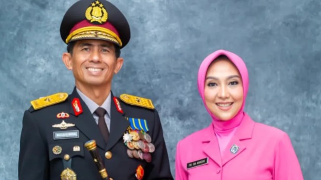 Brigjen Marzuki Ali Basyah dan istri. [Instagram]